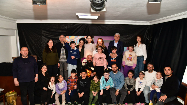 GÜLYALI BELEDİYESİ’NDEN ÖZEL ÖĞRENCİLERE ÖZEL GÖSTERİ